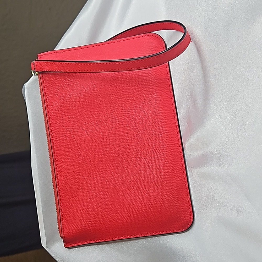 kate spade Red Wristlet Gold Zipper - Picture 2 of 8